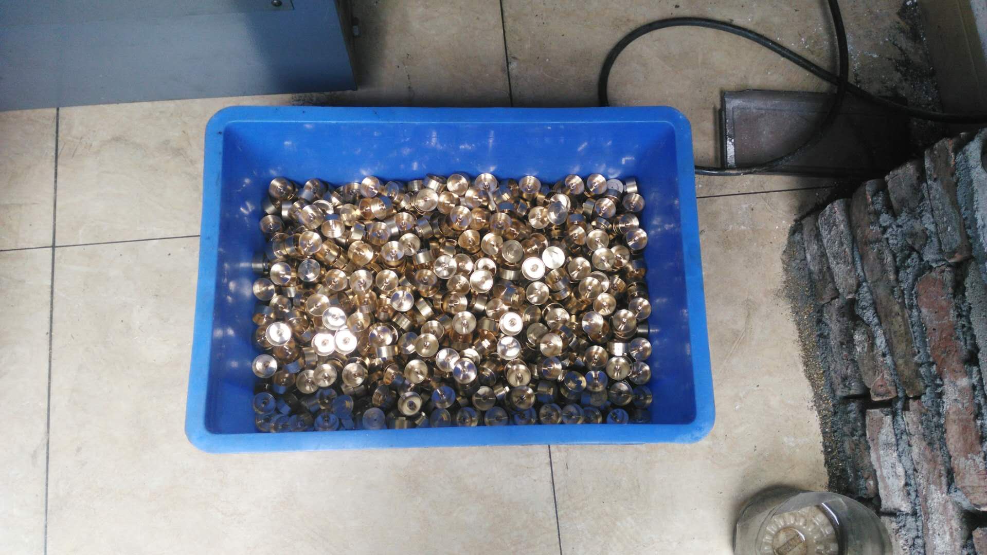 楊華勇（老板）用凱恩利36機加工的產(chǎn)品