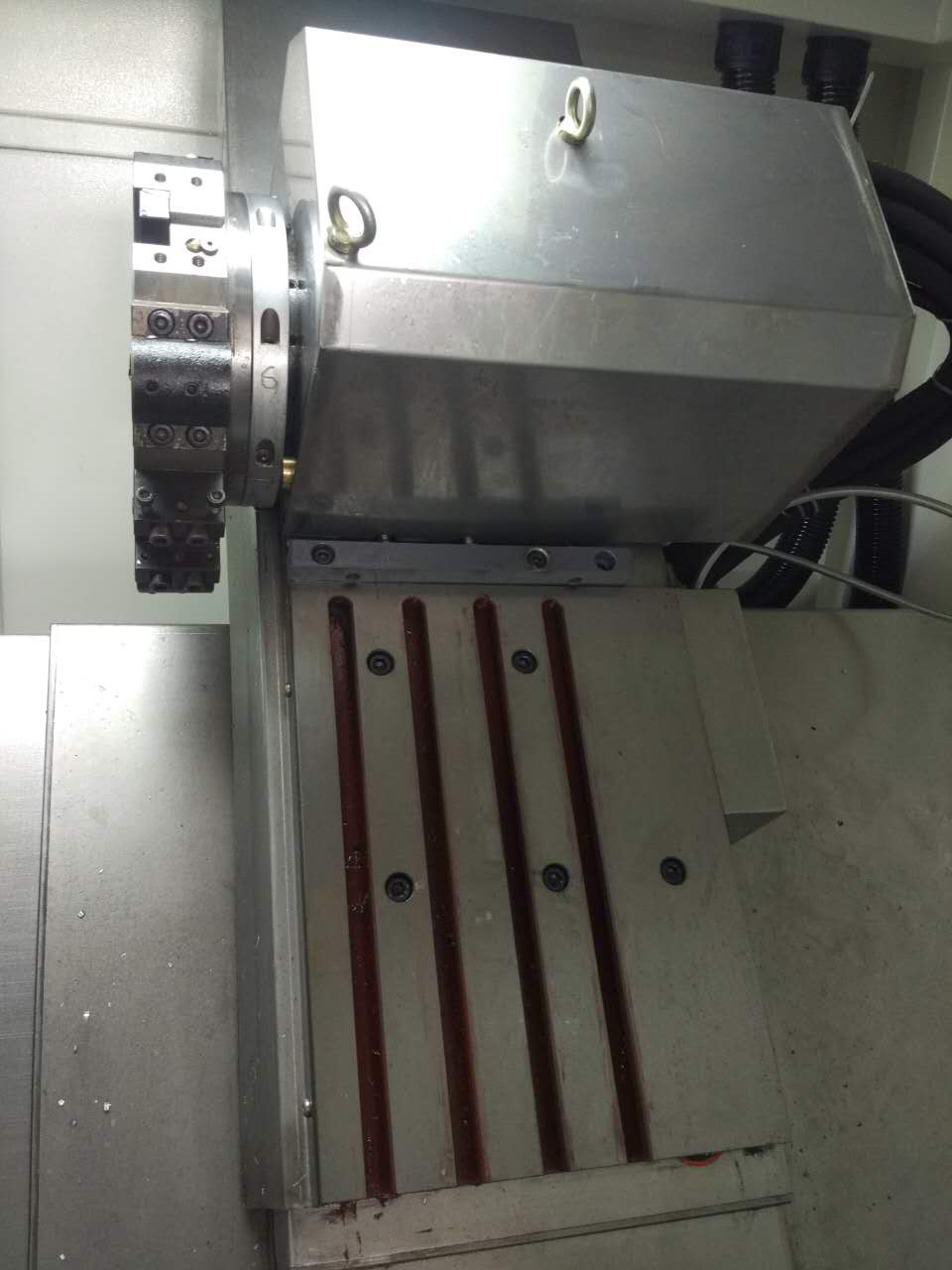 CKX6146D—W∠45斜床身數(shù)控車床(刀塔帶尾座機(jī))—高配置 CKX6146D—W∠45斜床身數(shù)控車床(刀塔帶尾座機(jī))—高配置